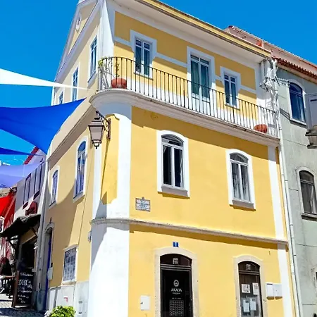 Holiday home The Corner House - Charming Rustic In The Heart Of